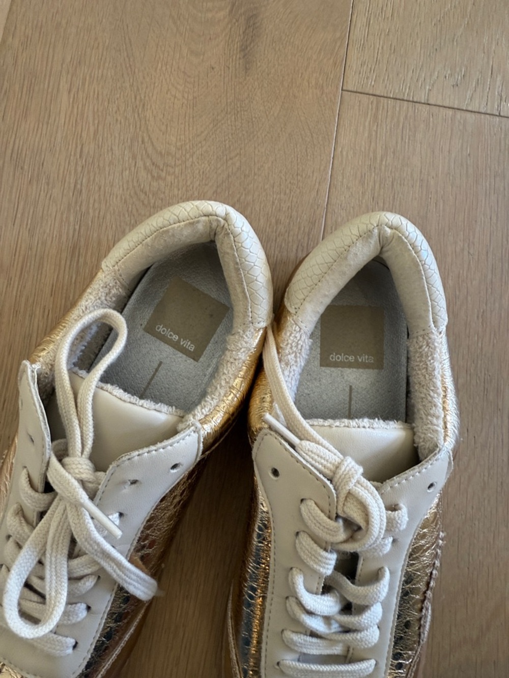 DV by Dolce Vita Shimmering Gold Sneakers brand new sz 6 - Picture 5 of 6